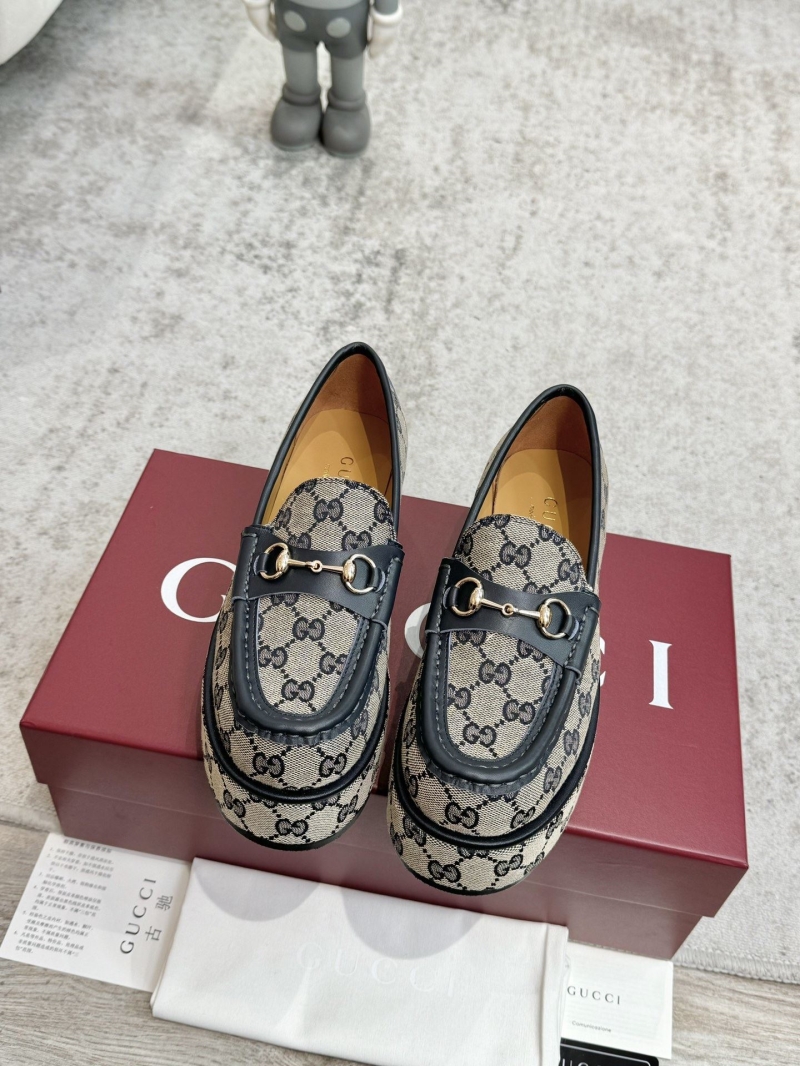 Gucci Leather Shoes